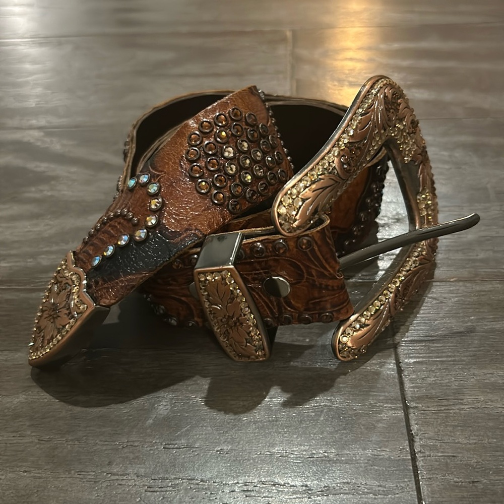 Kippys Authentic Swarovski Crystal Belt